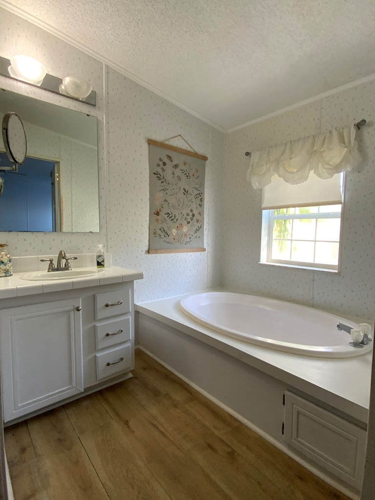 120 Sunray Ct, Port St. Joe 32456