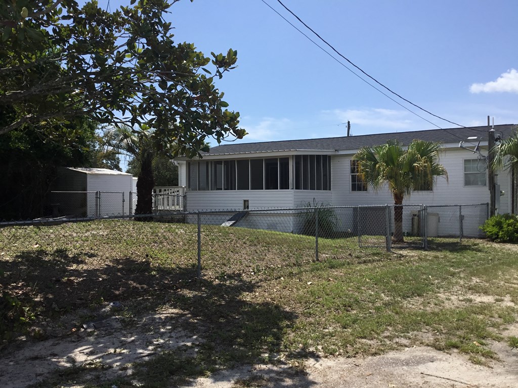120 Sunray Ct, Port St. Joe 32456