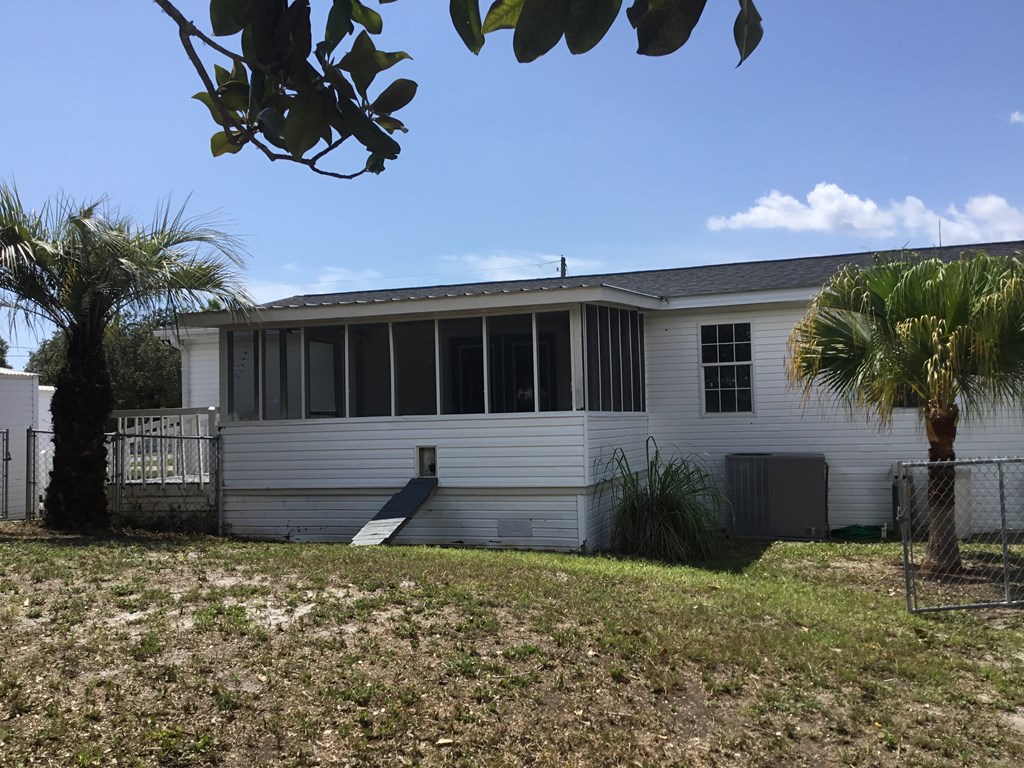 120 Sunray Ct, Port St. Joe 32456