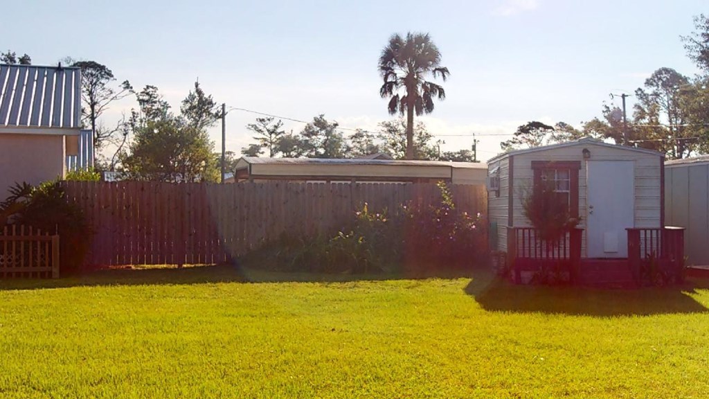 520 7th St, Port St. Joe 32456