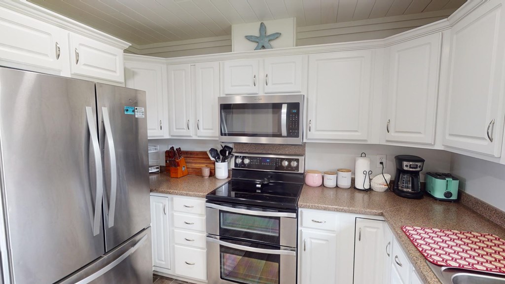 520 7th St, Port St. Joe 32456
