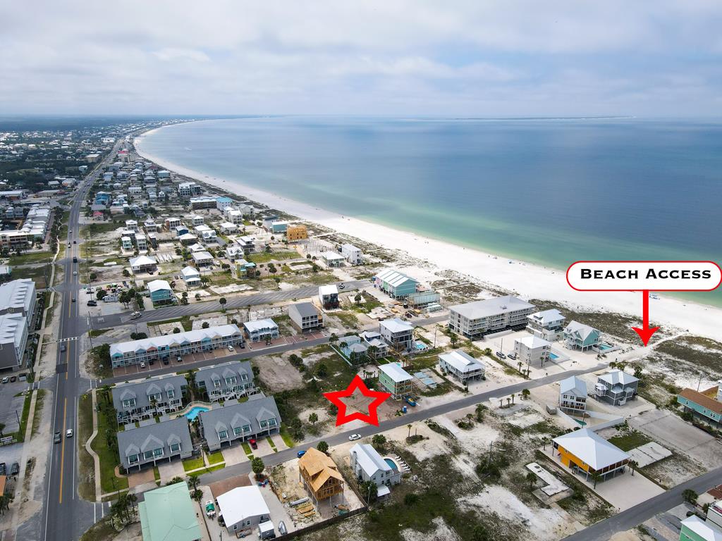 107 S 39th St, 32456