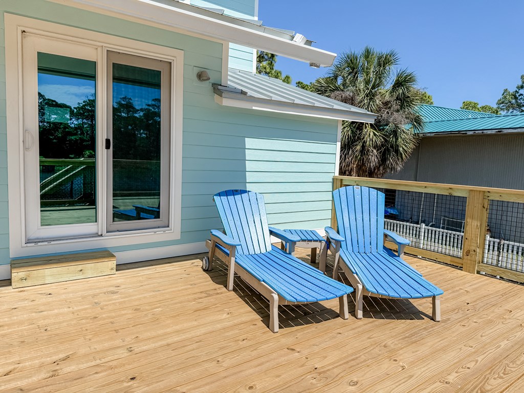 509 W Sawyer St, St. George Island 32328