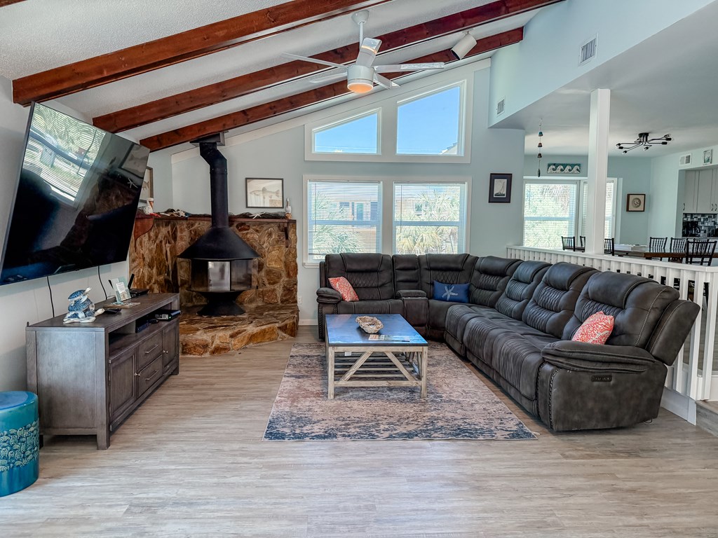 509 W Sawyer St, St. George Island 32328