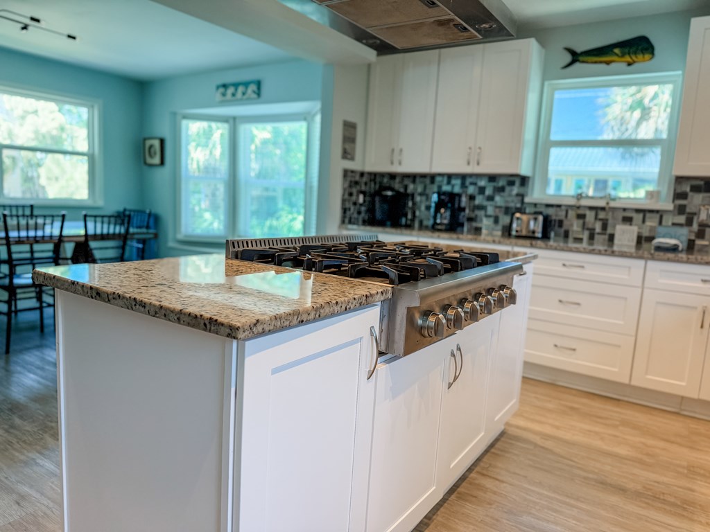 509 W Sawyer St, St. George Island 32328