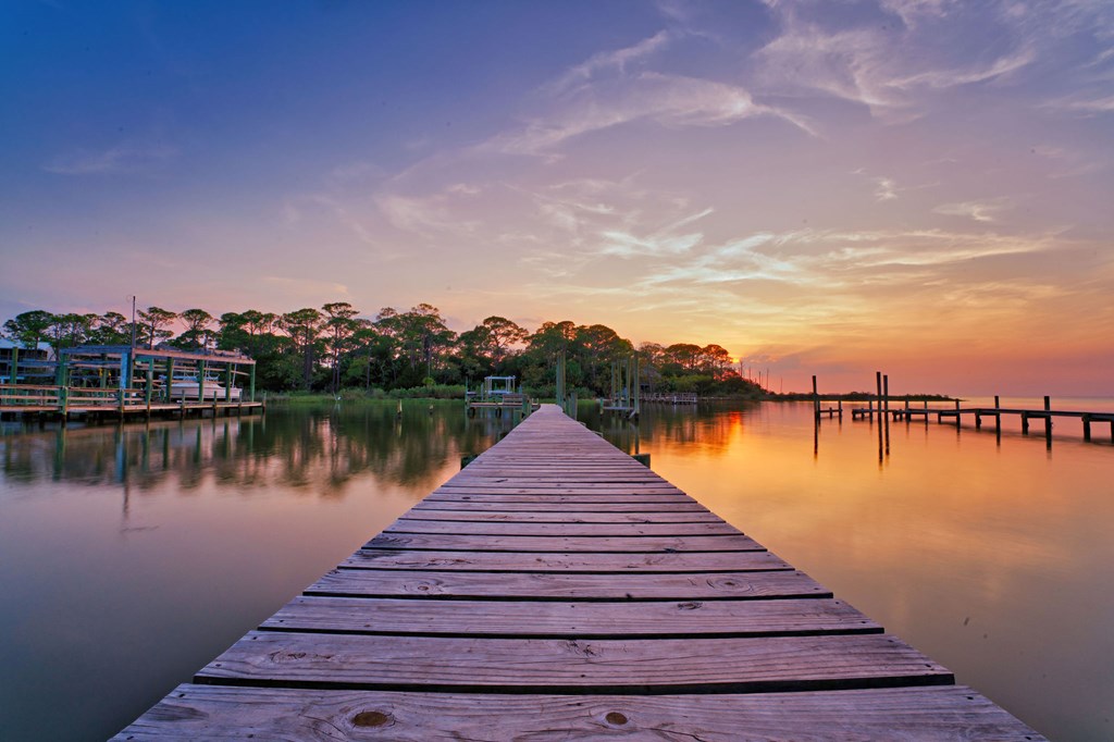 509 W Sawyer St, St. George Island 32328