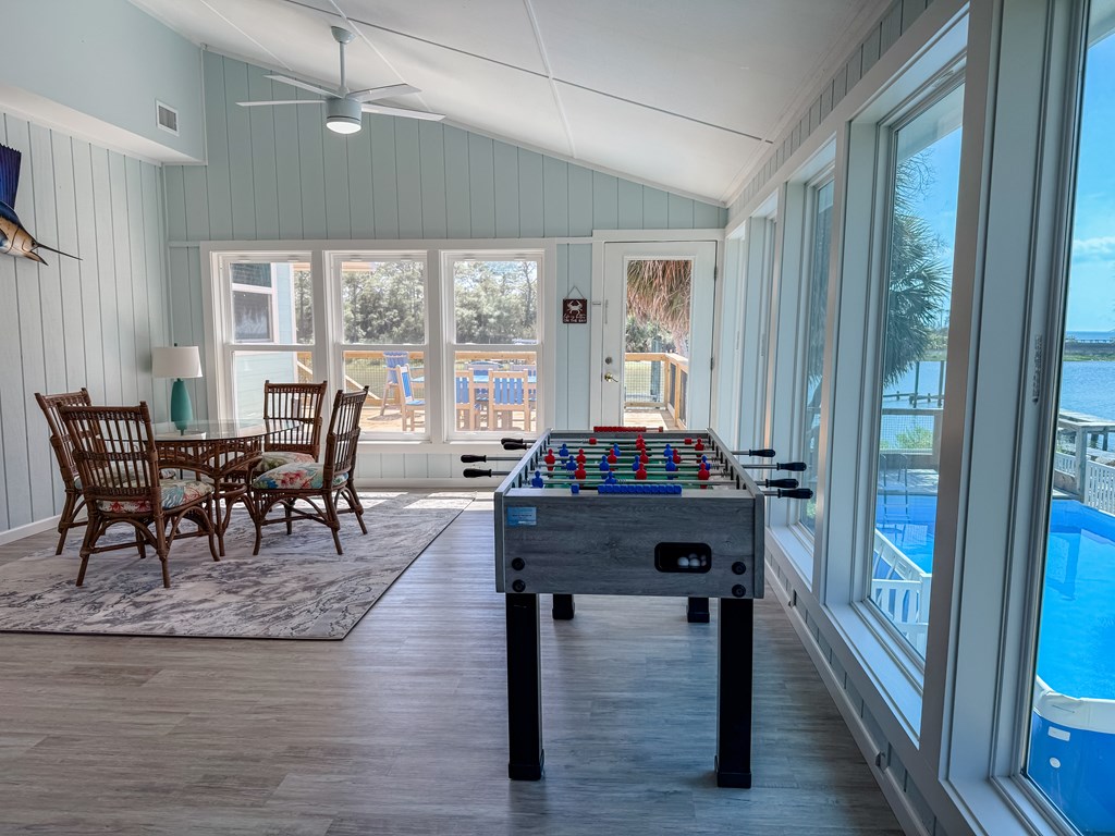 509 W Sawyer St, St. George Island 32328