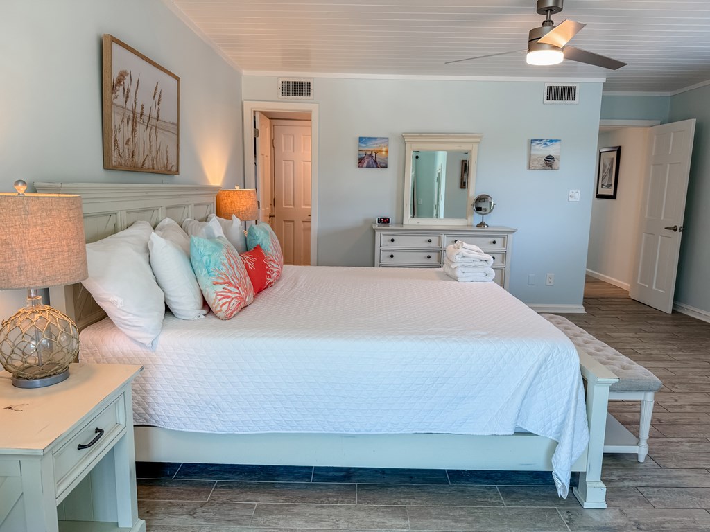 509 W Sawyer St, St. George Island 32328
