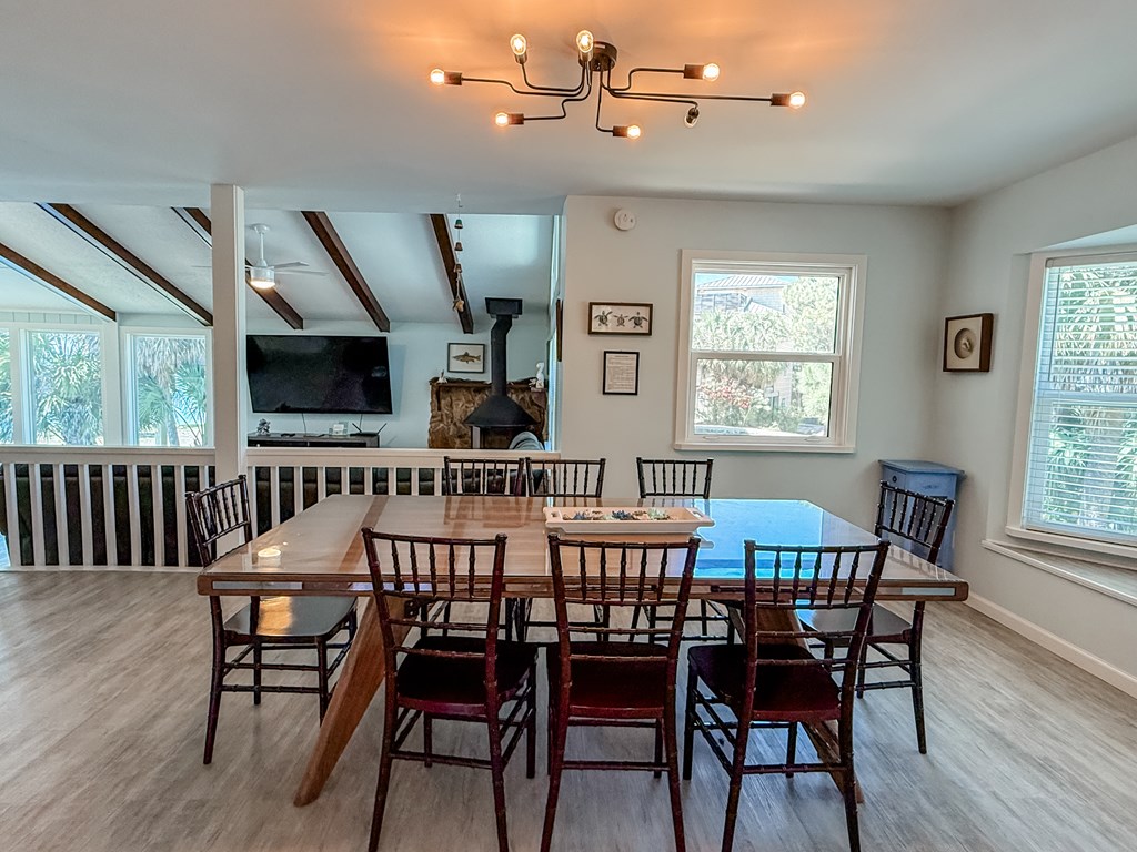 509 W Sawyer St, St. George Island 32328
