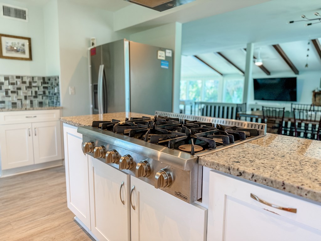 509 W Sawyer St, St. George Island 32328