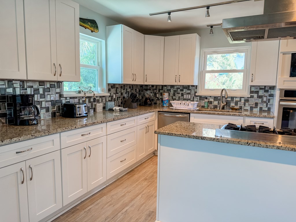 509 W Sawyer St, St. George Island 32328
