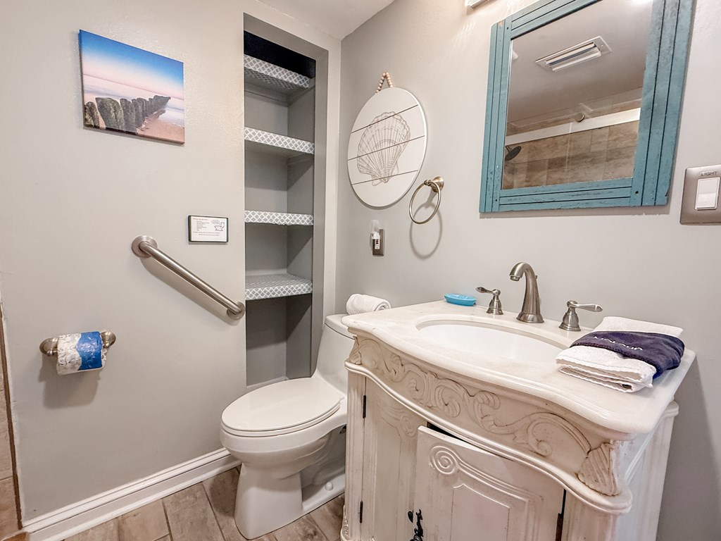 509 W Sawyer St, St. George Island 32328