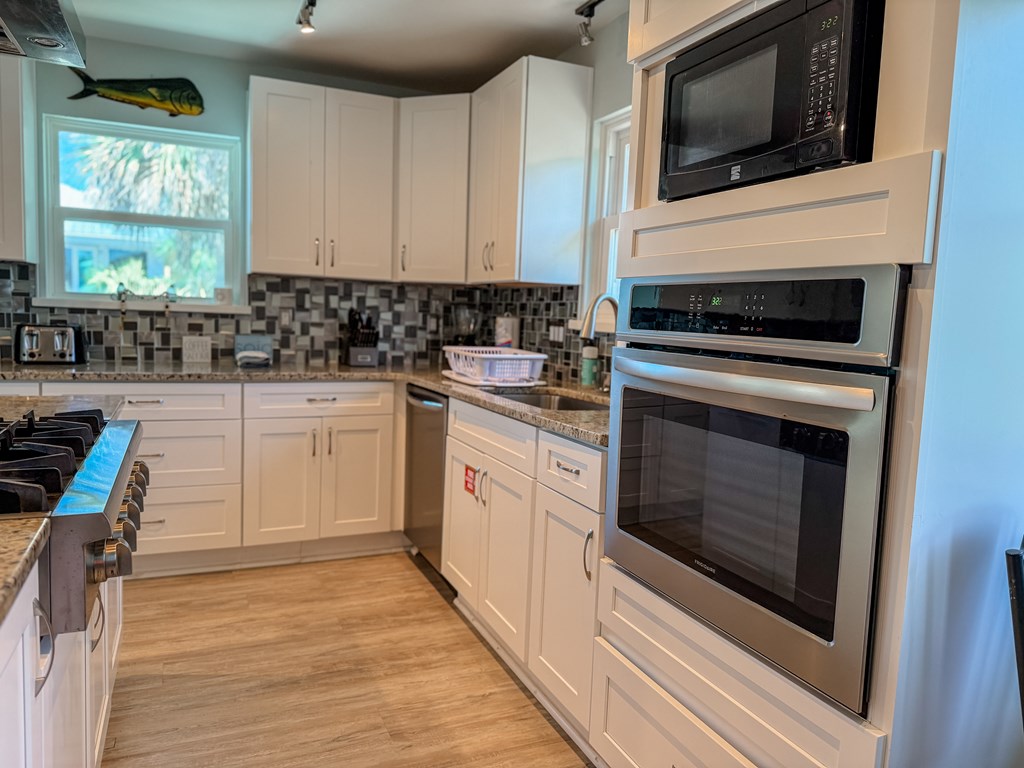 509 W Sawyer St, St. George Island 32328