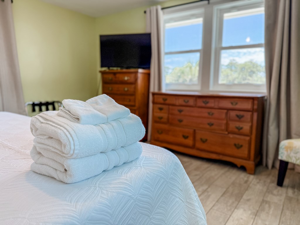 509 W Sawyer St, St. George Island 32328