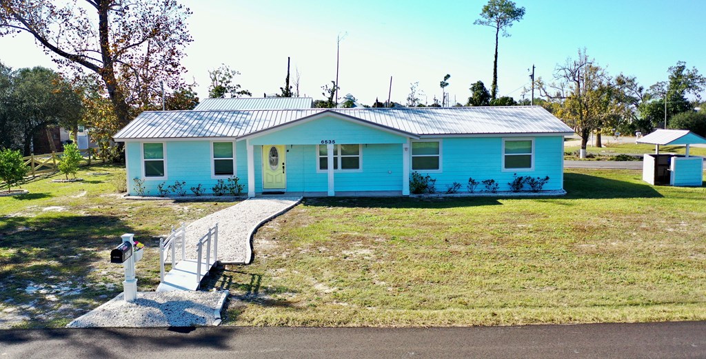 6535 Alabama Ave, Port St. Joe 32456