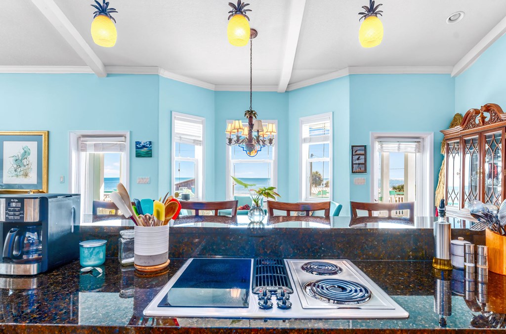 1065 W Gorrie Dr, St. George Island 32328