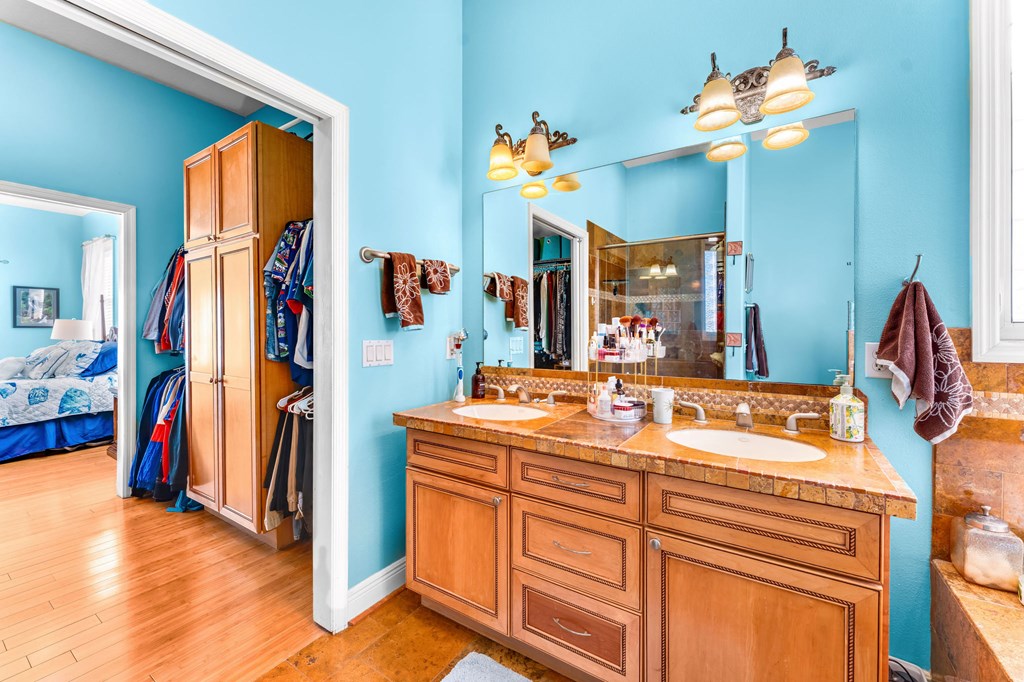 1065 W Gorrie Dr, St. George Island 32328