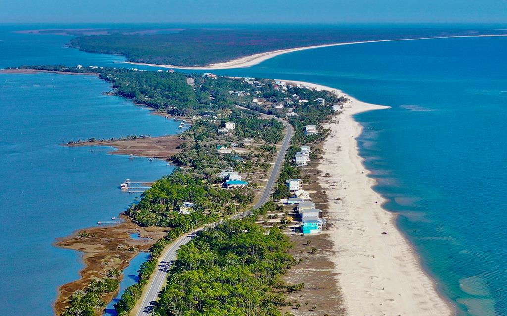 734 Indian Pass Rd, Port St. Joe 32456