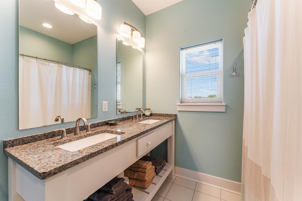 734 Indian Pass Rd, Port St. Joe 32456
