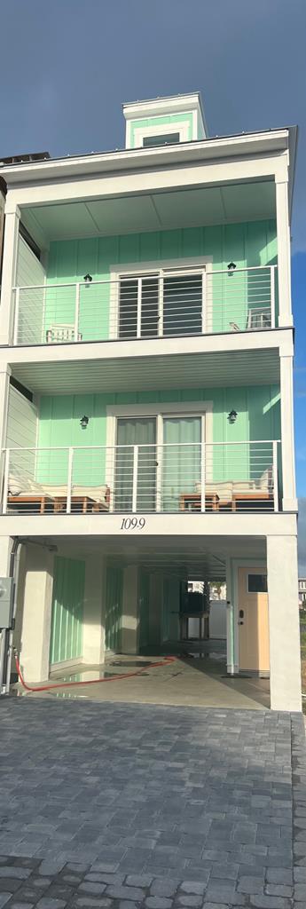109 38th St # 9, 32456 Unit: 9