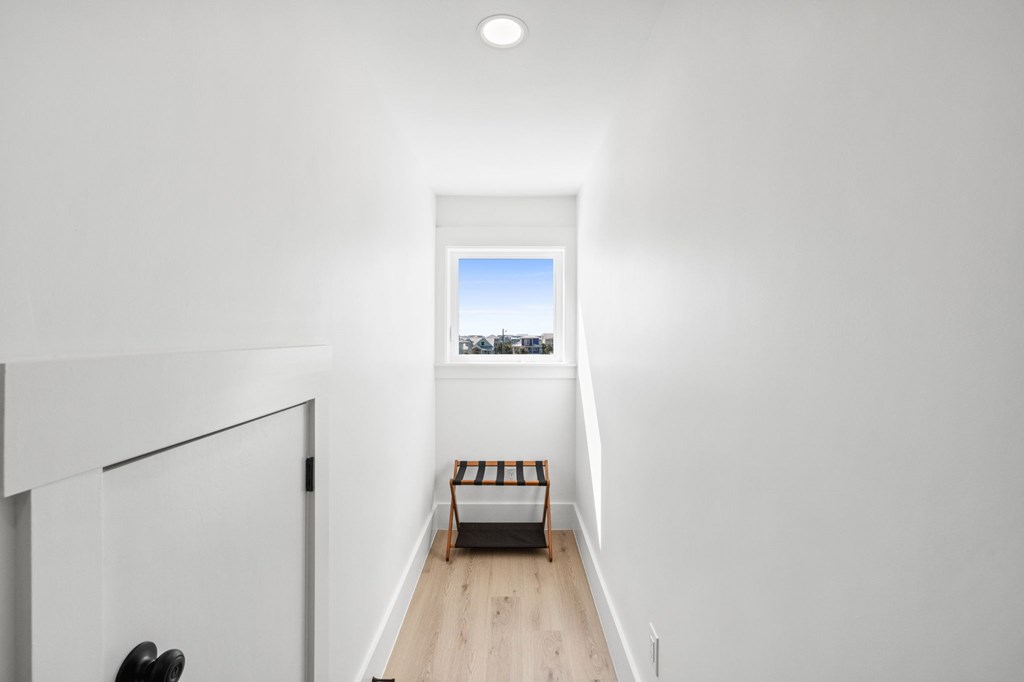 109 38th St # 9, 32456 Unit: 9