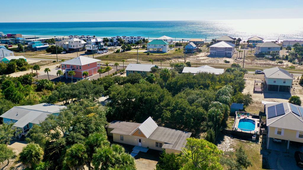 316 W Pine Ave, St. George Island 32328
