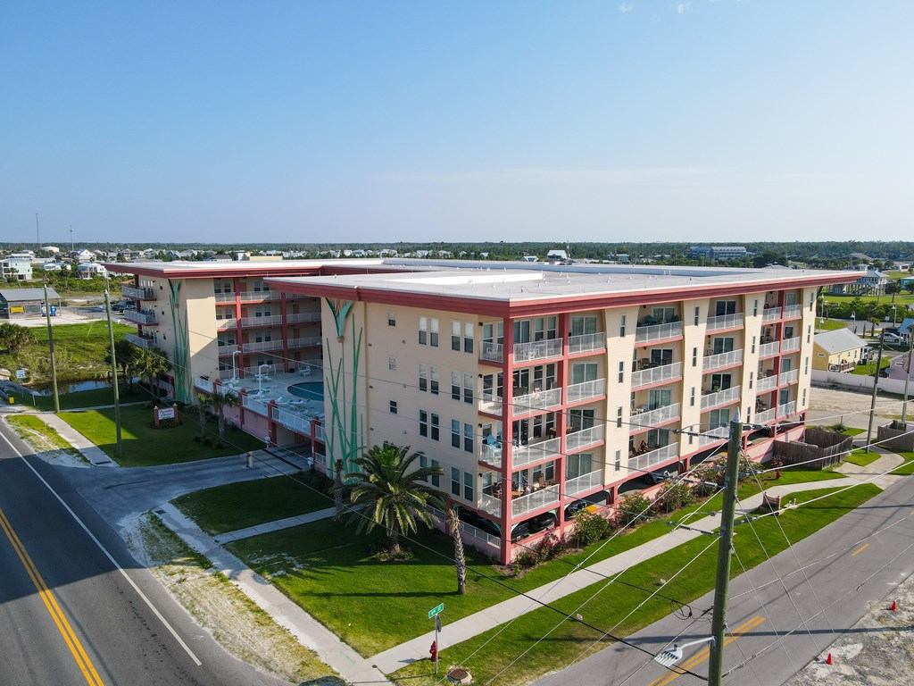 800 Hwy 98 # 305, 32456 Unit: 305