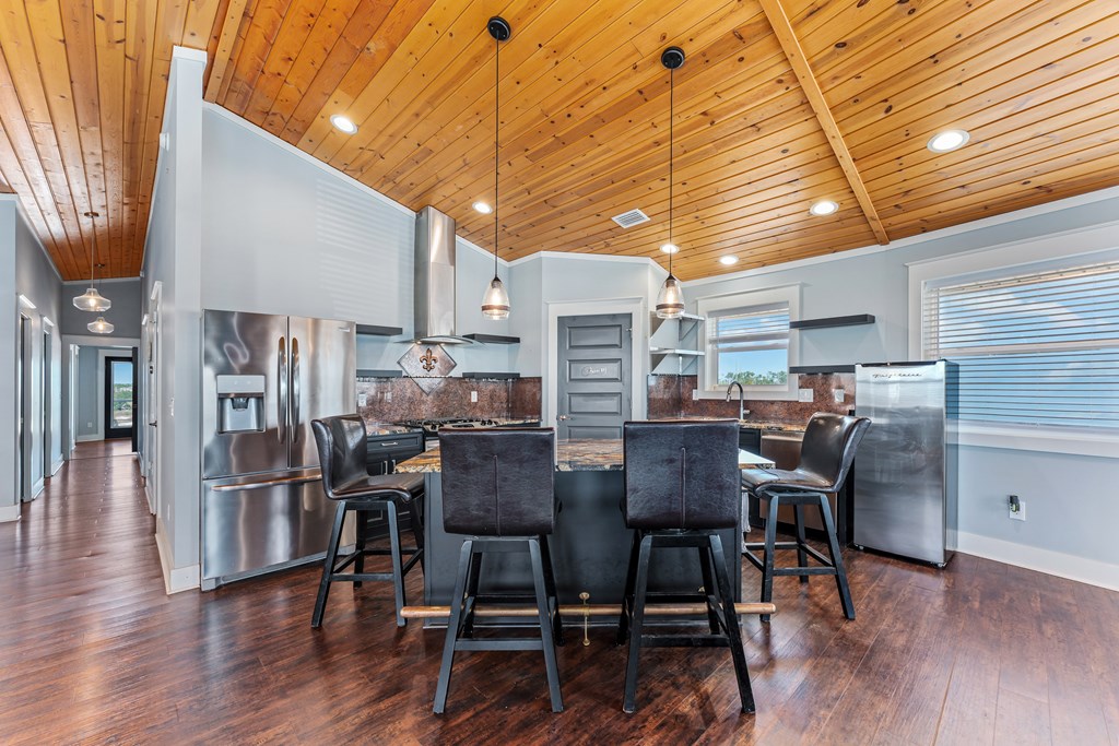 118 Canal Pkwy, 32456