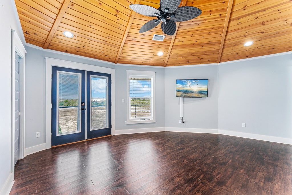 118 Canal Pkwy, 32456