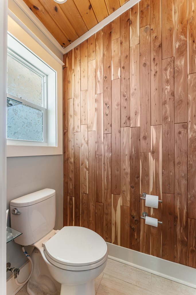 118 Canal Pkwy, 32456