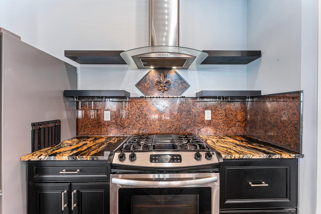 118 Canal Pkwy, 32456