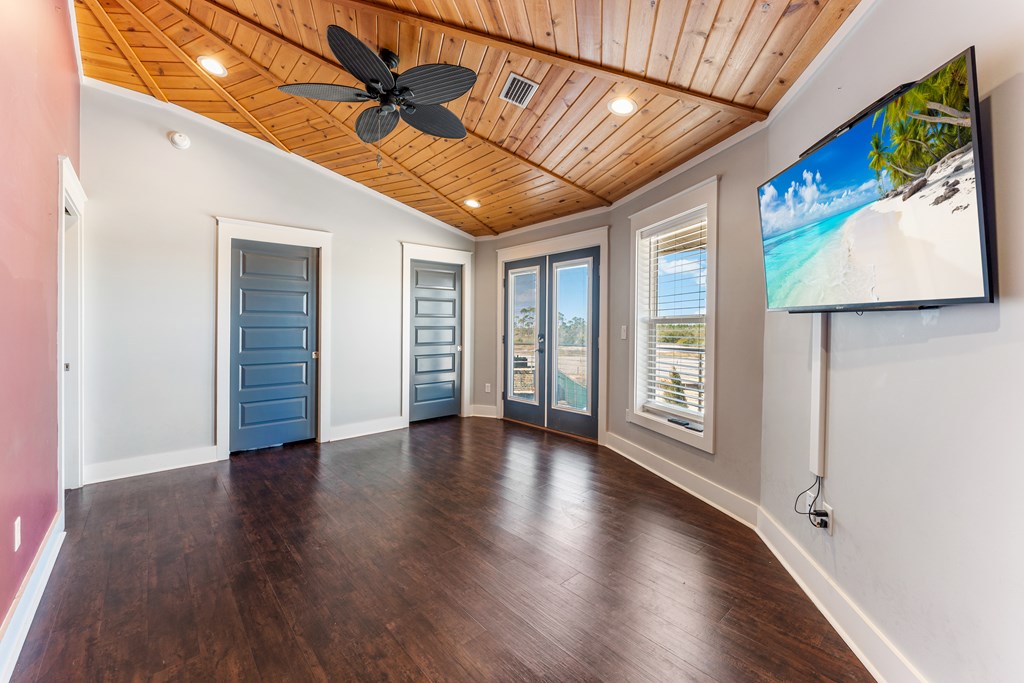 118 Canal Pkwy, 32456