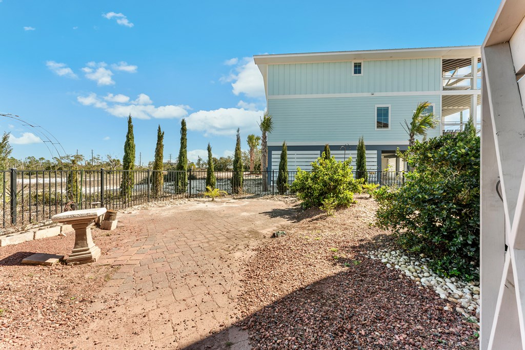 118 Canal Pkwy, 32456