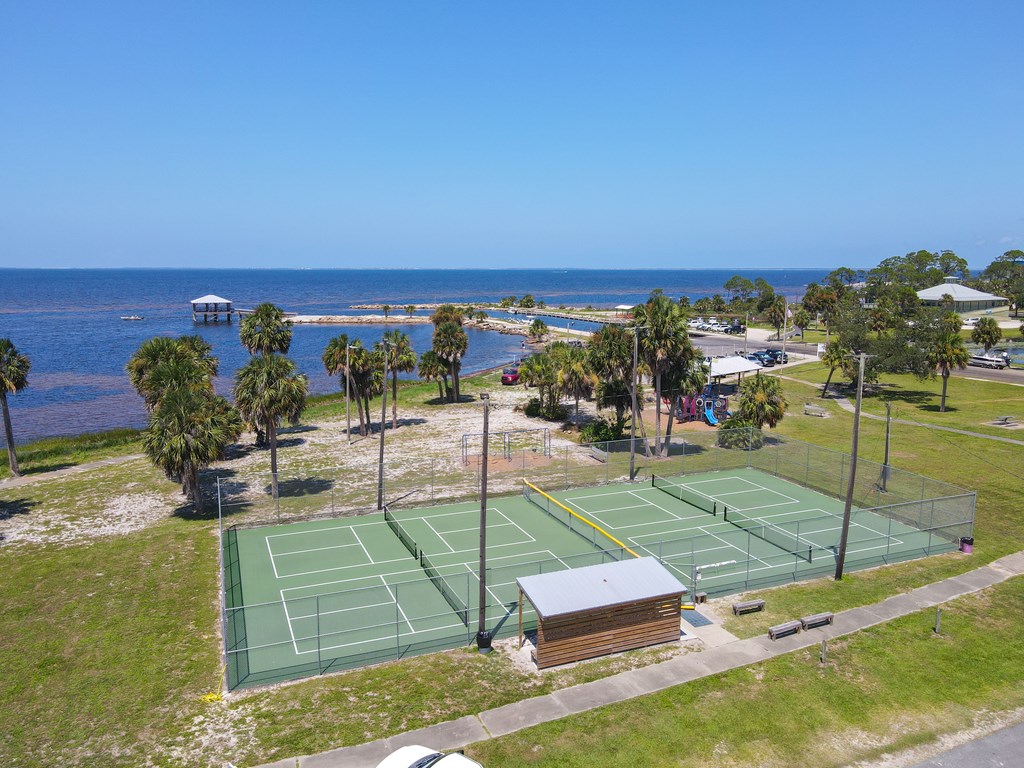 117 Monica Dr, Port St. Joe 32456