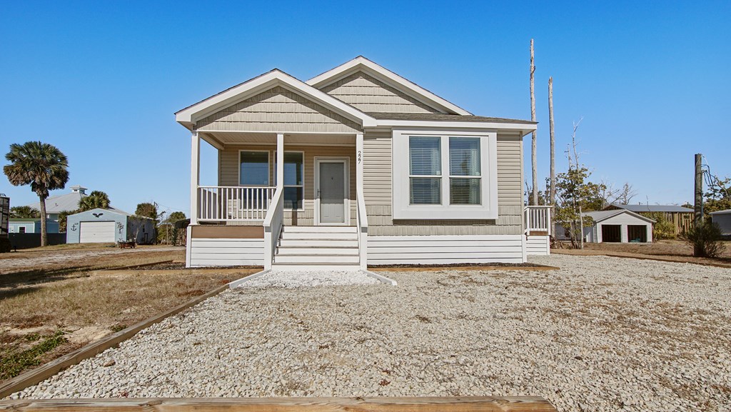 227 Bay St, Port St. Joe 32456