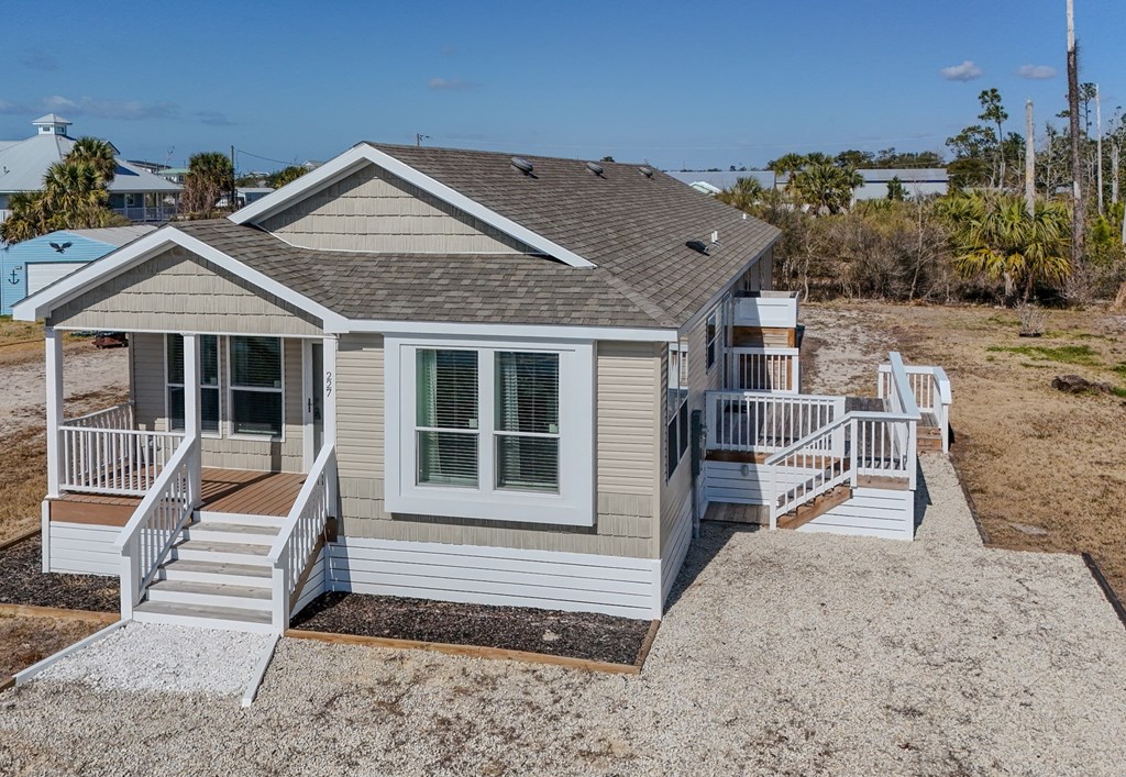 227 Bay St, Port St. Joe 32456