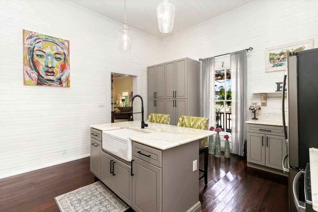 201 8th St, Port St. Joe 32456