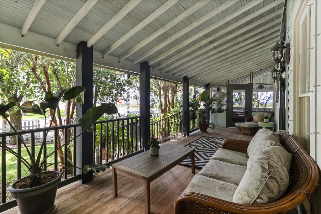 201 8th St, Port St. Joe 32456