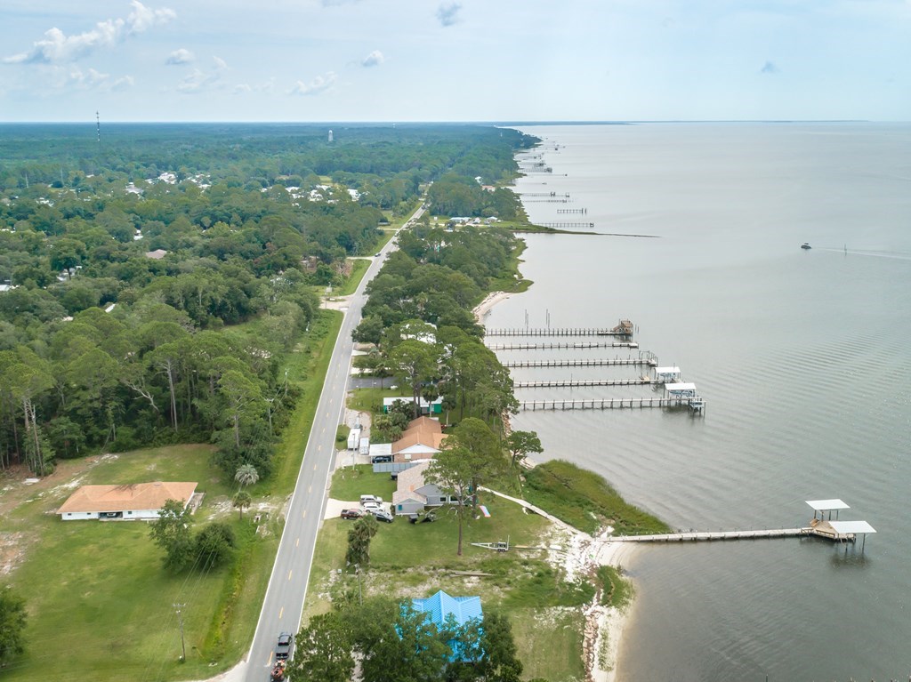 2298 Hwy 98 E, 32322