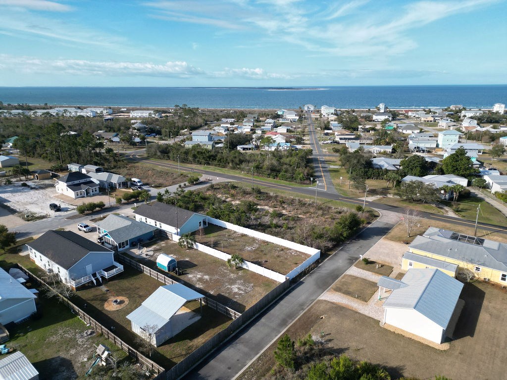 111 Gulf Terrace Ln, Port St. Joe 32456