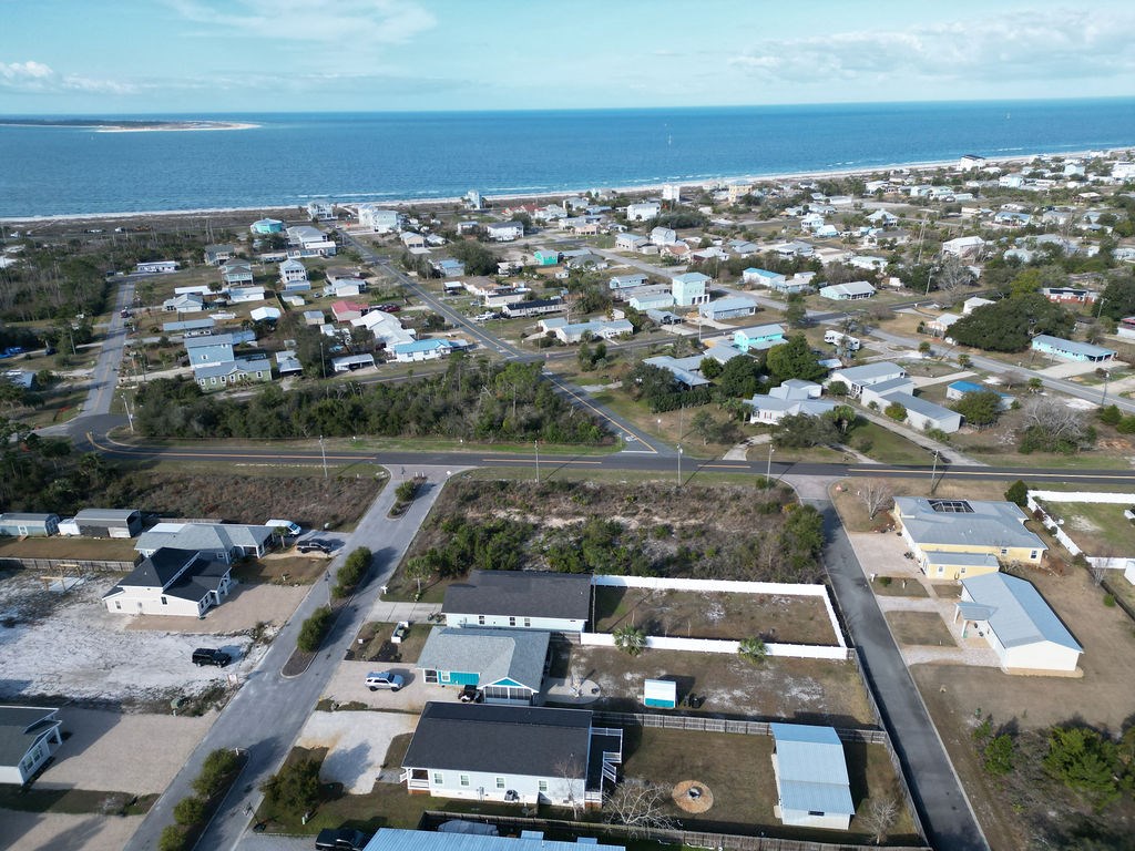 111 Gulf Terrace Ln, Port St. Joe 32456