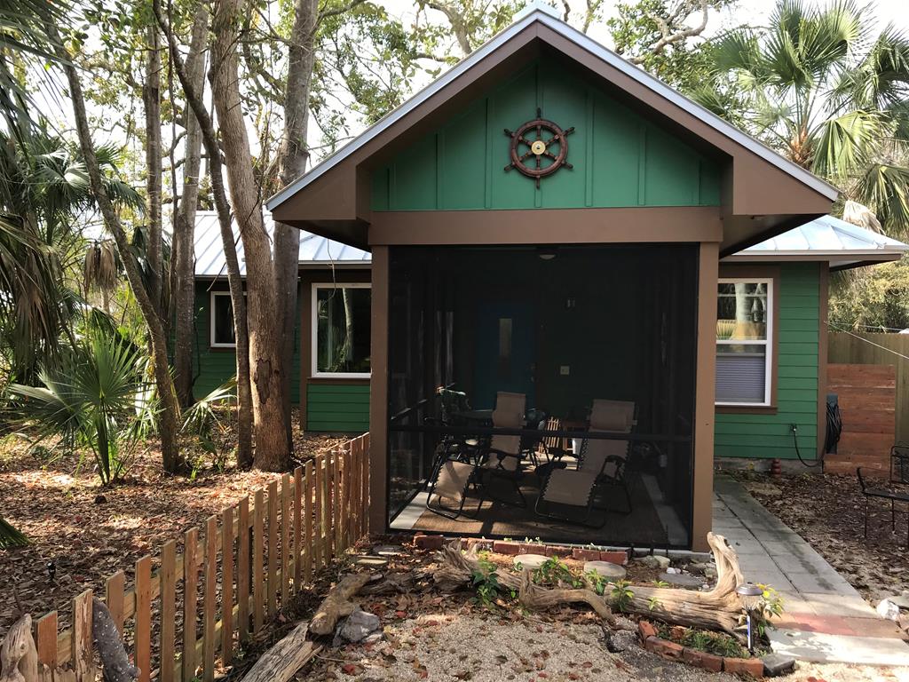 123 Ave L, 32320