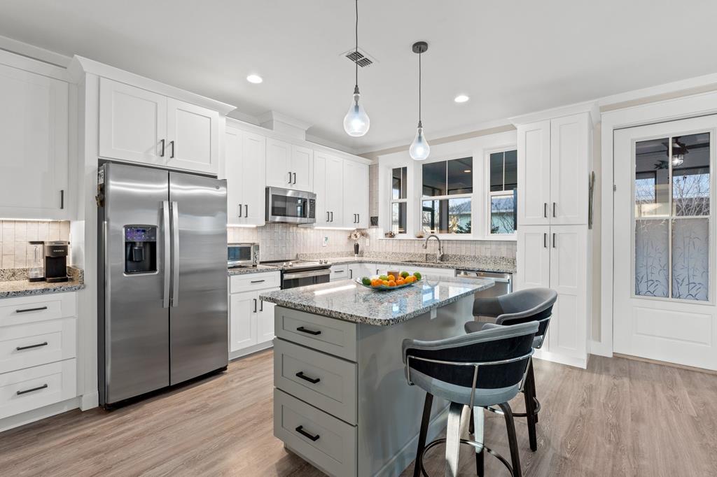 108 St Charles St, 32456