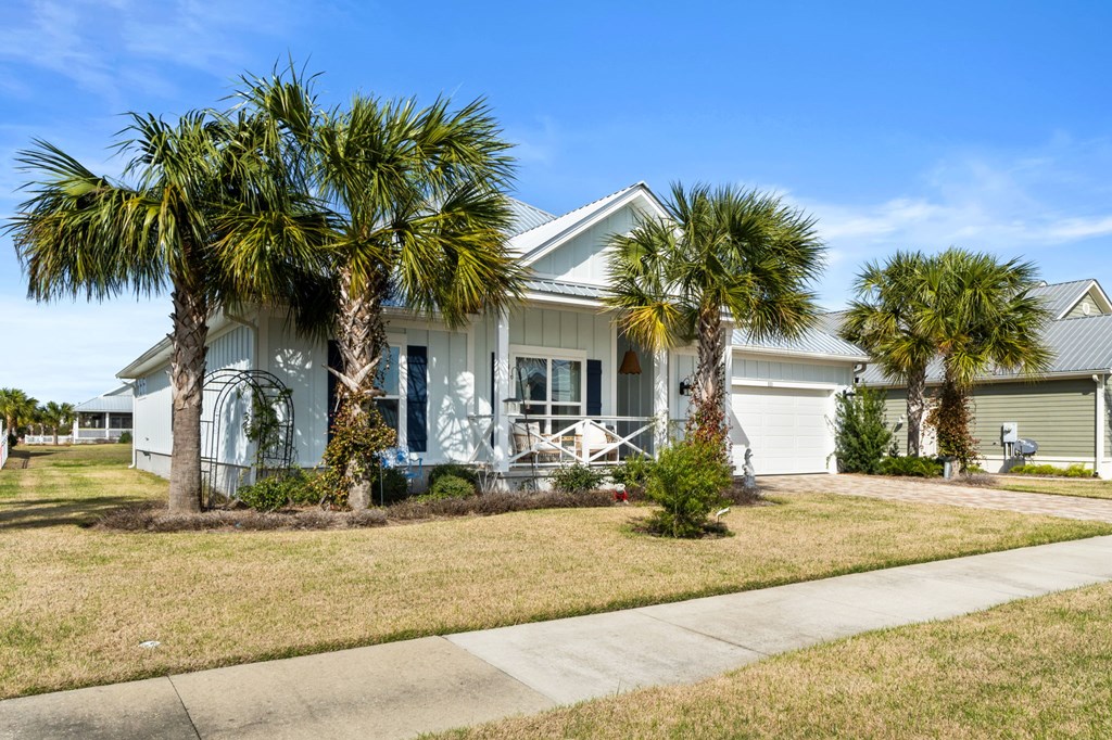 111 St Christopher St, 32456