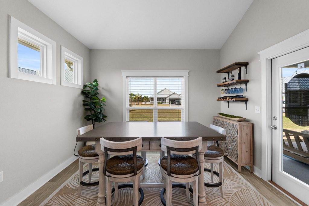 111 St Christopher St, 32456