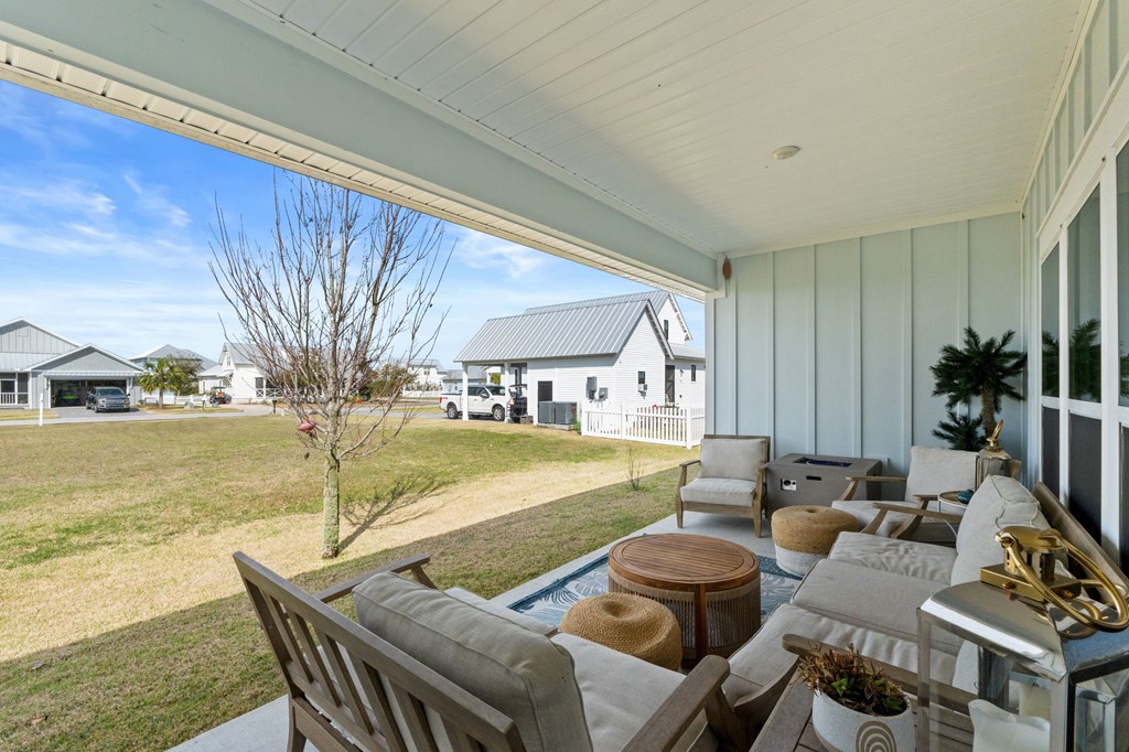 111 St Christopher St, 32456