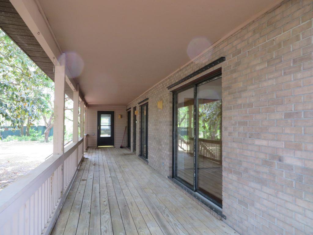 112 Hinton St, 32322
