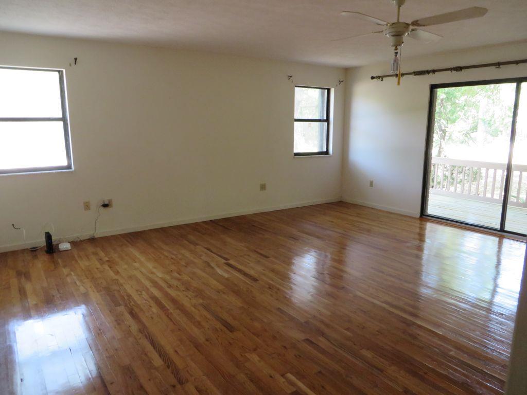 112 Hinton St, 32322