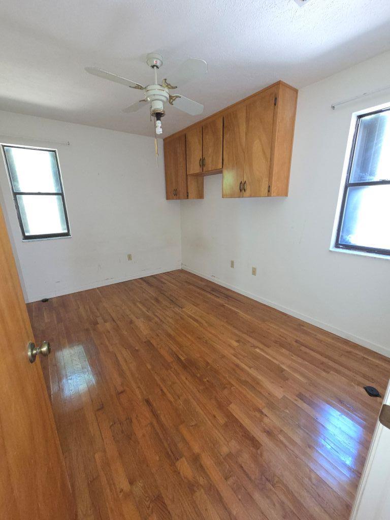 112 Hinton St, 32322