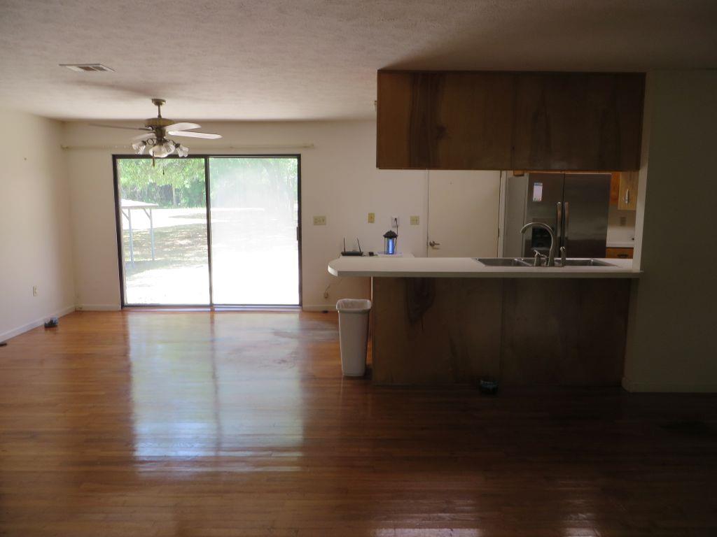 112 Hinton St, 32322